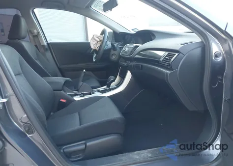 2017 Honda Accord Lx из США, поврежденный, VIN 1HGCR2F32HA117439